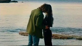Can Yaman and Francesca kissing video💥