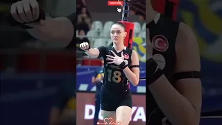 Zehra Gunes Vakifbank Volleyball magnetic moment #volleyball #viral #zehragunes