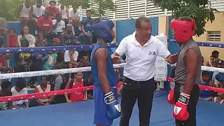 Peter ( pequeño Tyson ) obtuvo su primera victoria  es un boxeador de la escuela de boxeo Diego Sosa