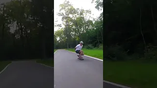 Surfskate downhill 40 km/h