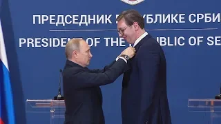 Putin uručio Vučiću Orden Aleksandra Nevskog