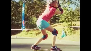 Fantastic little girl ! The best talent in the world 2016 of Skate Slalom