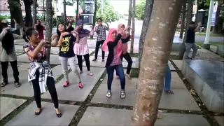 Flashmob PK-56 Nayaka Praja Regional Jawa Timur