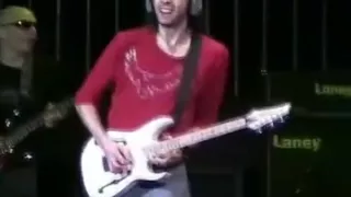 PAUL GILBERT, JOHN PETRUCCI &  JOE SATRIANI G3 -  Jumpin' Jack Flash