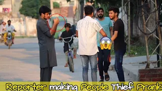 Reporter Making People Thief funny Prank - Lahorianz