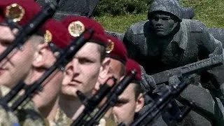 Kyiv and Donetsk commemorate Victory Day