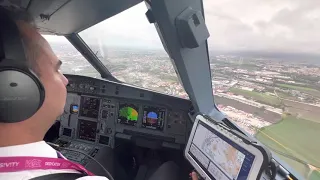 Naples LIRN ILS24 P crosswind landing in gusty conditions. Full approach, A321neo