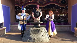 The Sword in the Stone - PULLING THE SWORD - Walt Disney World - Magic Kingdom
