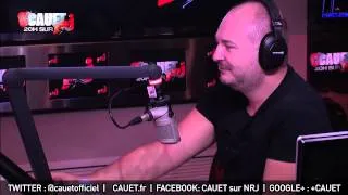 Julie perd au blindtest, elle boit du tabasco sur NRJ !