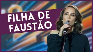 Lara canta “Suspicious Minds”, sucesso de Elvis Presley, no Faustão