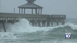 Big waves already spotted in Deerfield Beach as Tropical Storm Nicole nears Florida coast