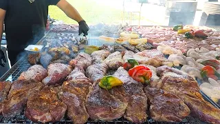 Huge Street Foods in Italy  Bull Meat, Angus, Ribs, Sausages, 'Puccia' & more Food