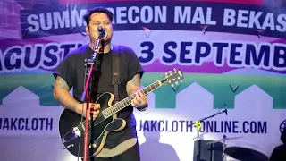 Last Child - Percayalah Live (fancam @JakCloth Bekasi 1 September 2017)