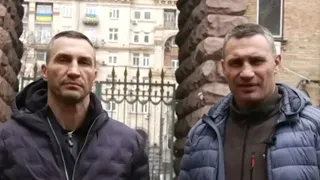 Klitschko-Brüder im Kampf ihres Lebens | AFP