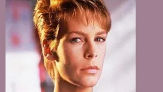 13 Sexy Photos of Jamie Lee Curtis