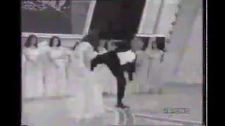 Jean-Claude Van Damme - Hook Kick - Live on old TV show