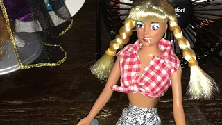 Trailor trash Tammy doll review