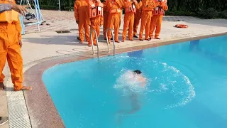 How to swim using life jacket?