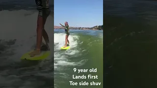 New trick unlocked!  #lakelife #surfing #extremesport #surf #wakesurf #surflovers #watersport #kids