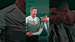 برأيكم ليش كريستيانو سوي هاي الحركه بالحكم🤔؟ #كرة_القدم #shorts #ronaldo#cr7