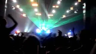 groove armada - lazers at big day out,  boiler room-check this shit out