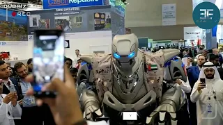 AMAZING: King of Bahrain lands Dubai with his Robot Bodyguard