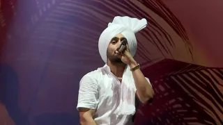 Diljit Dosanjh - Putt Jatt Da x Proper Patola Live | Born To Shine Tour