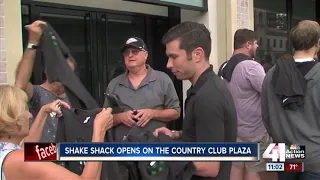 Shake Shack opens on the Country Club Plaza