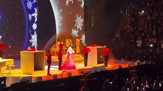 Mariah Carey - Hark! The Herald Angels Sing (Live - MSG , New York, NY, 12/17/23)