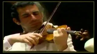 Leonard Bernstein, Shostakovich, Symphony no 5, Allegro non troppo 1979)