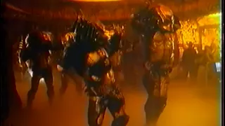 Predators dancing Locking Predator (Locker Lionel Douglass aka Big D.