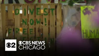 Tent encampments grow as University of Chicago brings negotiation talks to a halt
