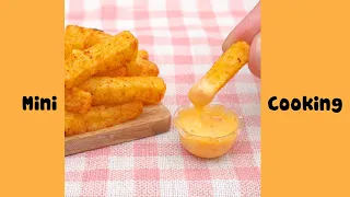 How To Make Miniature Crispy French Fries & Cheese Sauce