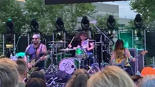 Black Stone Cherry - Lonely Train LIVE @ Cedar Rapids, Iowa ~ July 23, 2022