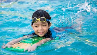How to keep kids safe while swimming