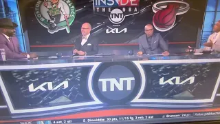 SHAQ TELLS CHUCK TO SHUT YO DUMB ASS UP. 😧🤣🤣🤣🤣