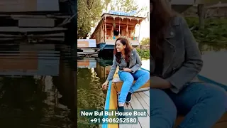 Dal Lake Kashmir Houseboats #kashmirhouseboat #youtubeshort #boating Youtube shorts