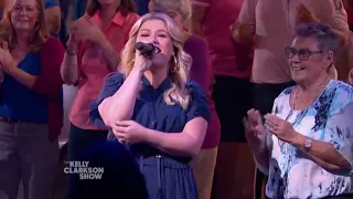 Kelly Clarkson Covers 'Sucker' by the Jonas Brothers l Kellyoke