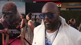 Kingdom of the Planet of the Apes: Peter Macon red carpet interview | ScreenSlam