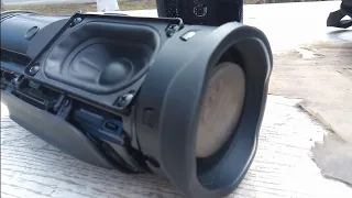 Bass test on the street (jbl charge 4 gg lfm 100%)