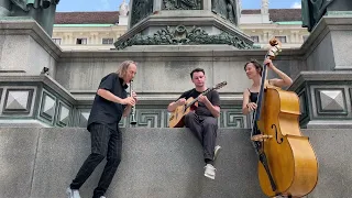 Je Suis Seul ce Soir / swing de ritz / Gypsy Jazz Trio