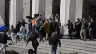 Эдуард Ерёменко поднимает афганцев на штурм Верховной Рады Украины! (любительское видео)