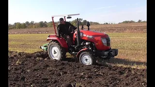 Осенняя Вспашка Суданки ! Трактор DW 244 ATи Плуг 2 по 25 ! plowing the field 2020