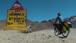 Traveling over the 5000mt of altitude - India2Italy on a Bicycle pt.3