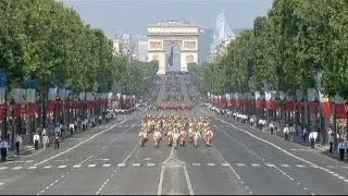 В день взятия Бастилии Олланд вспомнил о своих успехах