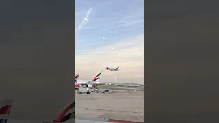 An Emirates A380 (EK30🇦🇪) taking off at LHR #aviation