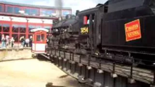 STEAMTOWN 3254 TURNING ON THE TURNTABLE