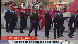 Benfica-Porto ficou marcado por cenas de violência antes do jogo