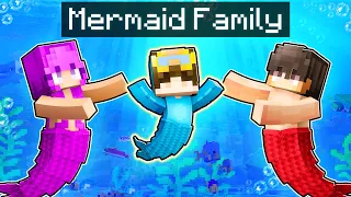 Adopted By A MERMAID FAMILY In Minecraft!