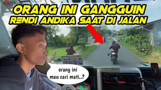 GAK JELAS..!! MAU BALAPAN APA MAU MATI INI ORANG...?